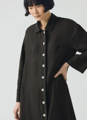 Abito camicia in lino tinto in capo con bottoni