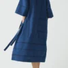 Abito in cotone a righe stile canovaccio Abito in cotone a righe stile canovaccio