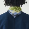 Bandana in seta con natura morta astratta