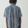 Camicia in cotone a righe con tintura naturale Camicia in cotone a righe con tintura naturale