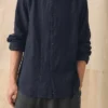 Camicia in lino con bottone ad anello Camicia in lino con bottone ad anello