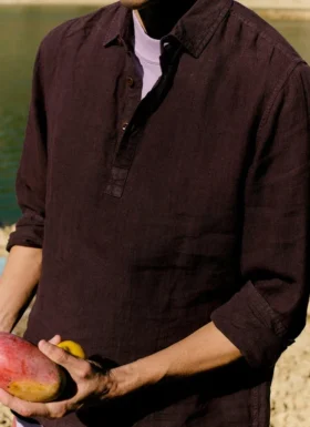 Camicia in lino con mezza abbottonatura