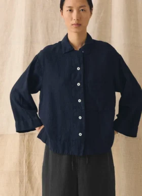 Camicia in lino tinta in capo