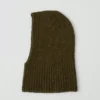 Cappuccio in bouclé di lana e alpaca