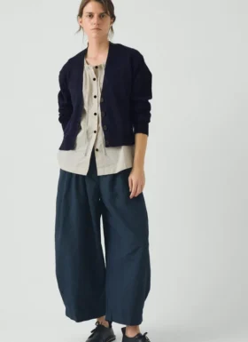 Cardigan con tasche applicate in lana e lino