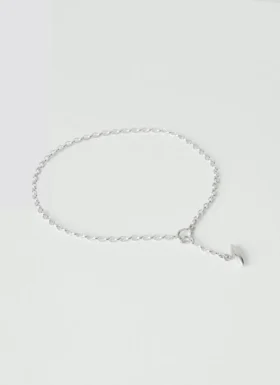 Collana con ciondolo a forma di baccello in argento di Sally Lacock