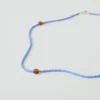 Collana con perline di vetro di Helena Rohner