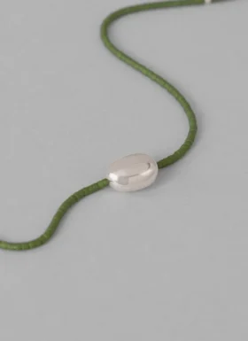 Collana in vetro Miyuki di Helena Rohner