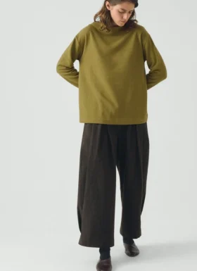 Maglione in cotone e canapa con collo alto