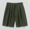 Pantaloncini leggeri in lino tinti in capo