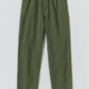 Pantaloni elasticizzati in misto cotone e lino a righe sovratinte Pantaloni elasticizzati in misto cotone e lino a righe sovratinte