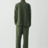Pantaloni elasticizzati in misto cotone e lino a righe sovratinte Pantaloni elasticizzati in misto cotone e lino a righe sovratinte