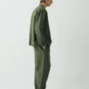 Pantaloni elasticizzati in misto cotone e lino a righe sovratinte Pantaloni elasticizzati in misto cotone e lino a righe sovratinte