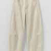 Pantaloni in denim con cuciture scultoree