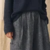 Pantaloni in lino e cotone con tasche applicate Pantaloni in lino e cotone con tasche applicate