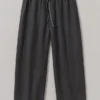 Pantaloni in lino tinti in capo con coulisse Pantaloni in lino tinti in capo con coulisse