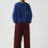 Pantaloni in velluto a coste biologico con pieghe sul davanti Pantaloni in velluto a coste biologico con pieghe sul davanti