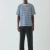 T-shirt comoda a righe larghe T-shirt comoda a righe larghe