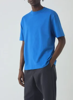 T-shirt in cotone dal taglio morbido