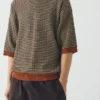 T-shirt in cotone lavorato a maglia T-shirt in cotone lavorato a maglia