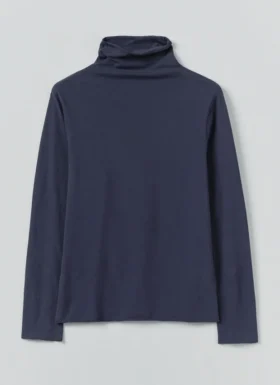 T-shirt in morbido cotone con collo alto