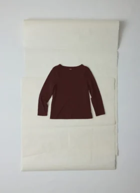 t shirt lia in cotone con scollo a barchetta 1 1 280x385 - T-shirt Lia in cotone con scollo a barchetta