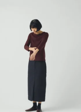 t shirt lia in cotone con scollo a barchetta 2 1 280x385 - T-shirt Lia in cotone con scollo a barchetta