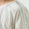 Top smockato con righe irregolari Top smockato con righe irregolari
